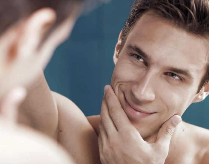 Sử dụng sáp wax lông triệt mặt giúp loại bỏ tận gốc lông